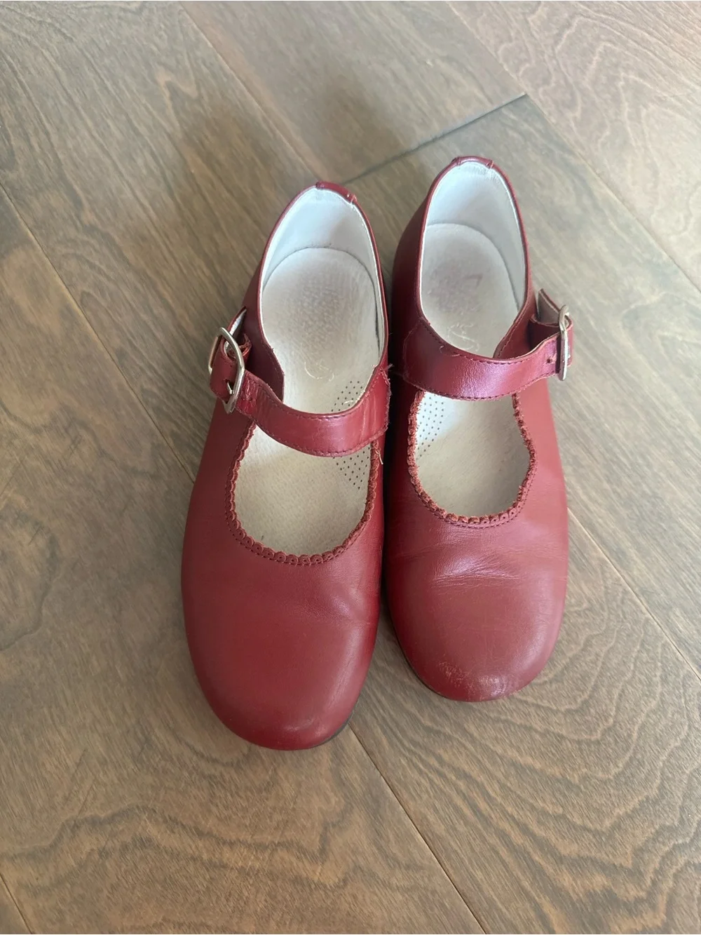Girls Classic Red and Black Shoes with Buckle Strap